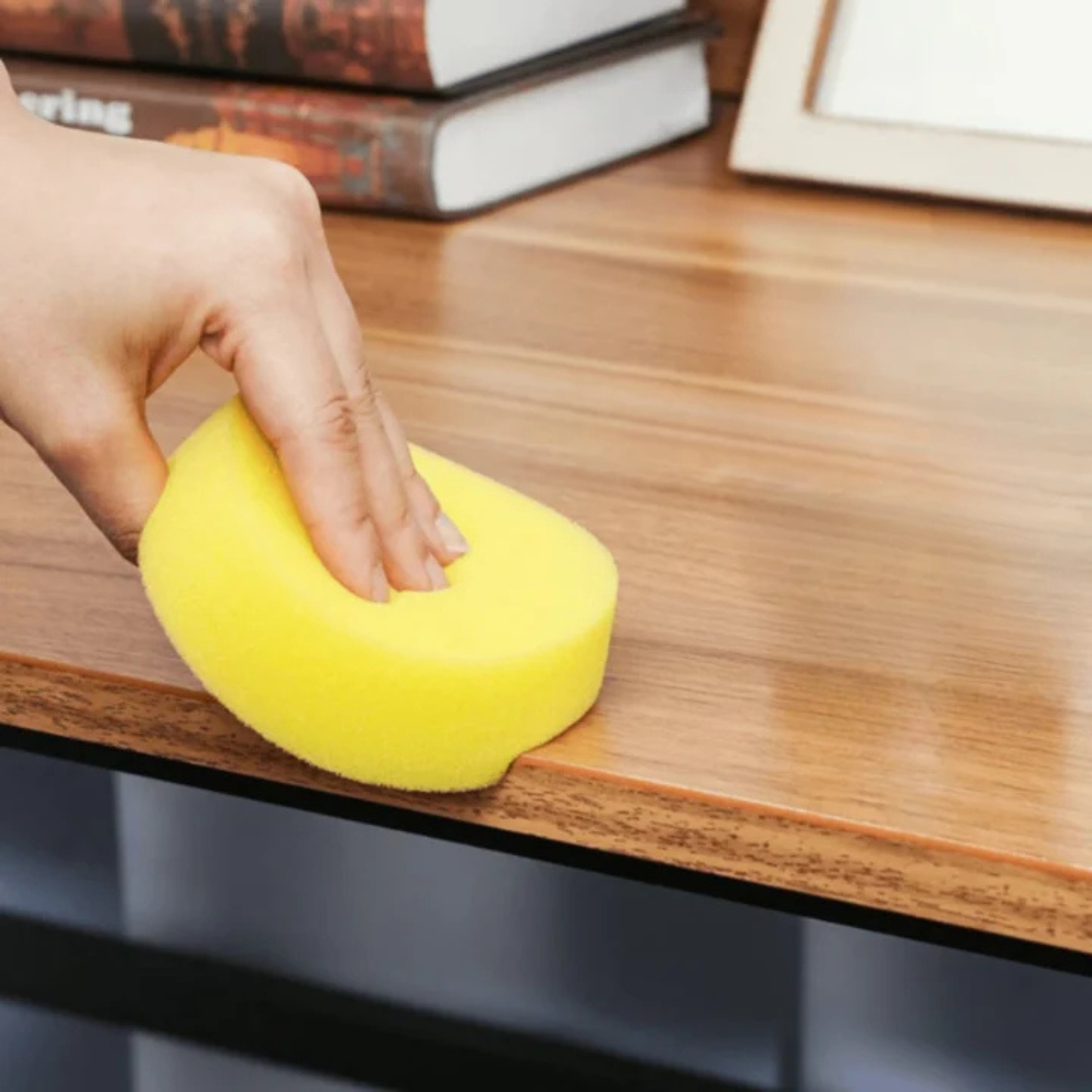 BeeswaxGlow - Forny treet uten renovering